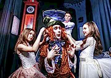 Алиса в стране чудес